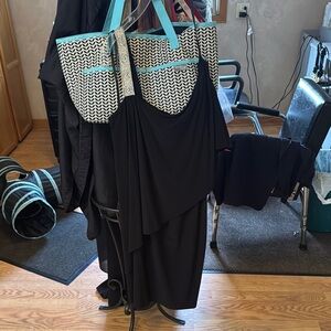 Roz & Ali Black Asymmetrical Sleeveless Gown